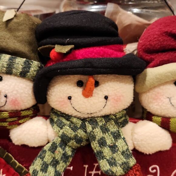 Snowman Let It Snow Wooden Hanging Sign - Picture 3 of 6